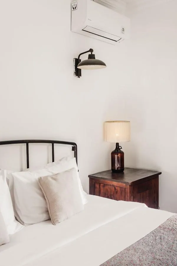 Brown Feather Hotel Семиньяк 3*,