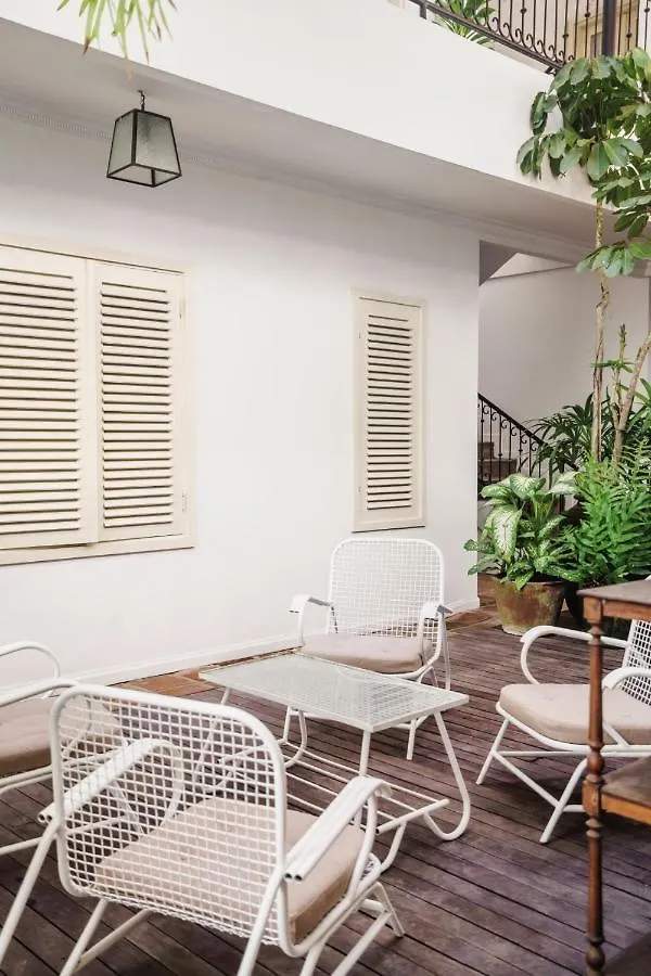 סמיניאק Brown Feather Hotel