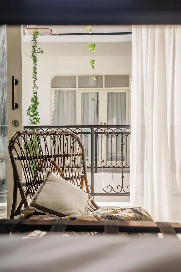 סמיניאק Brown Feather Hotel 3*,